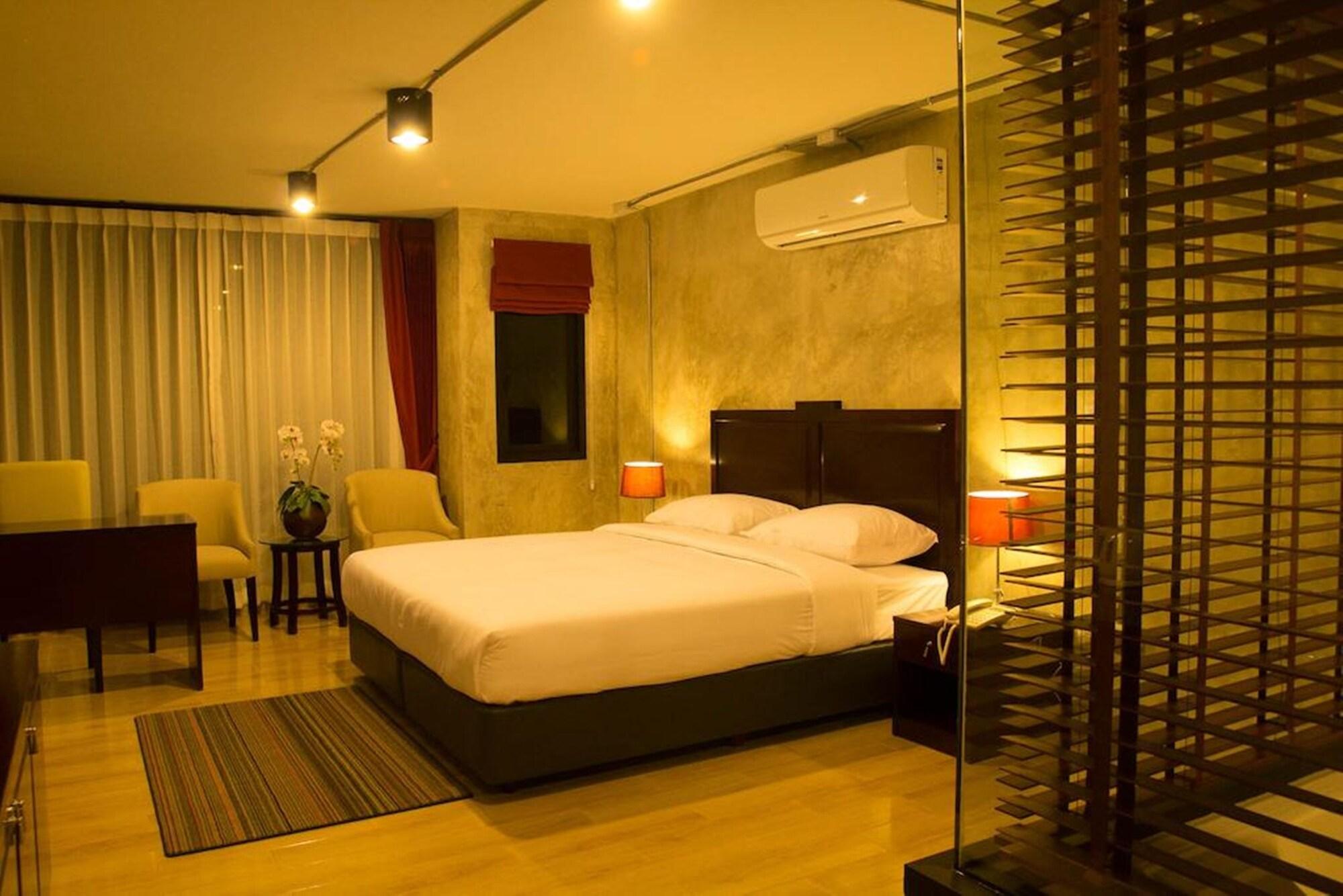 Prestige Chiang Mai Hotel Eksteriør billede