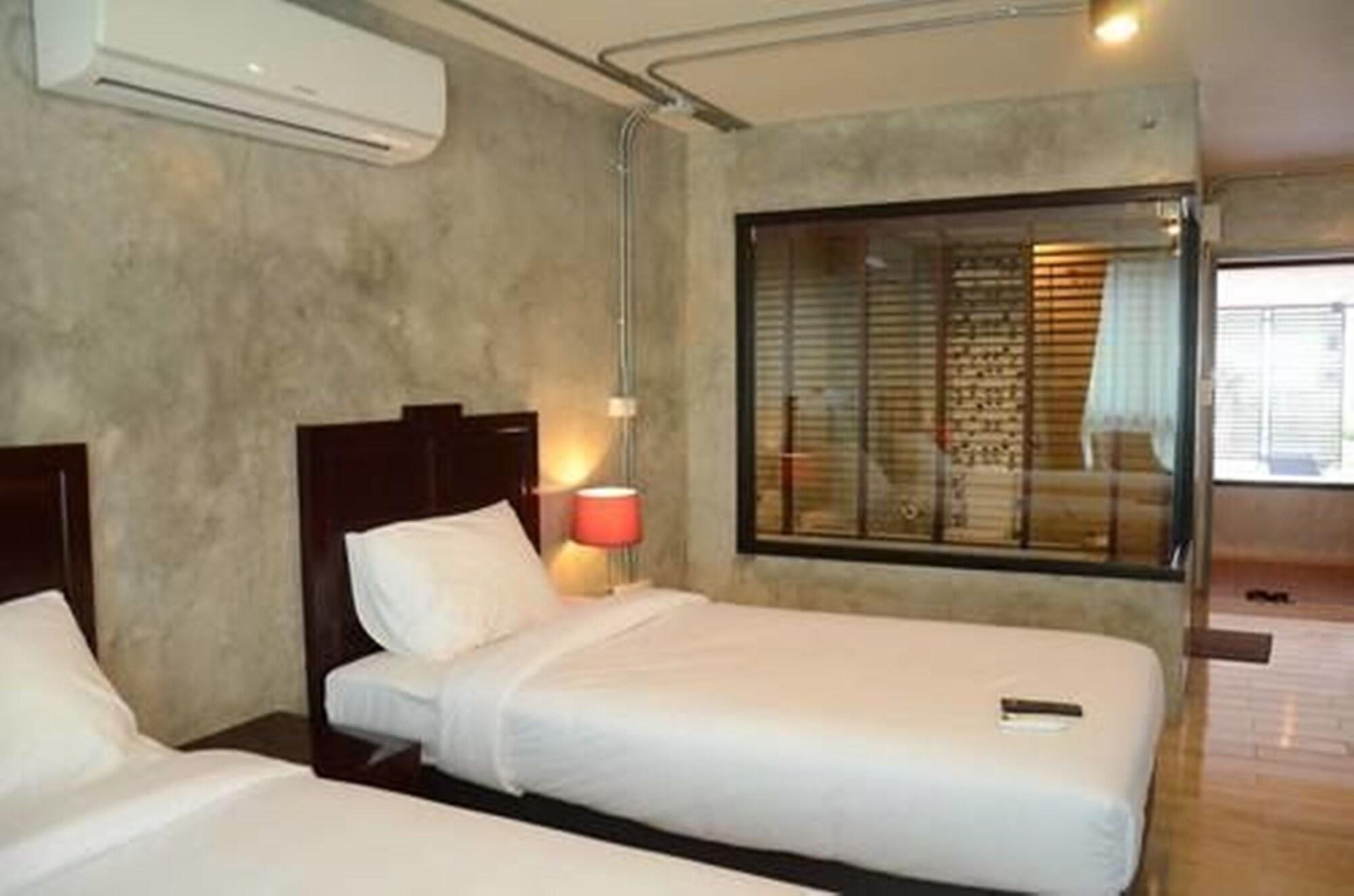 Prestige Chiang Mai Hotel Eksteriør billede