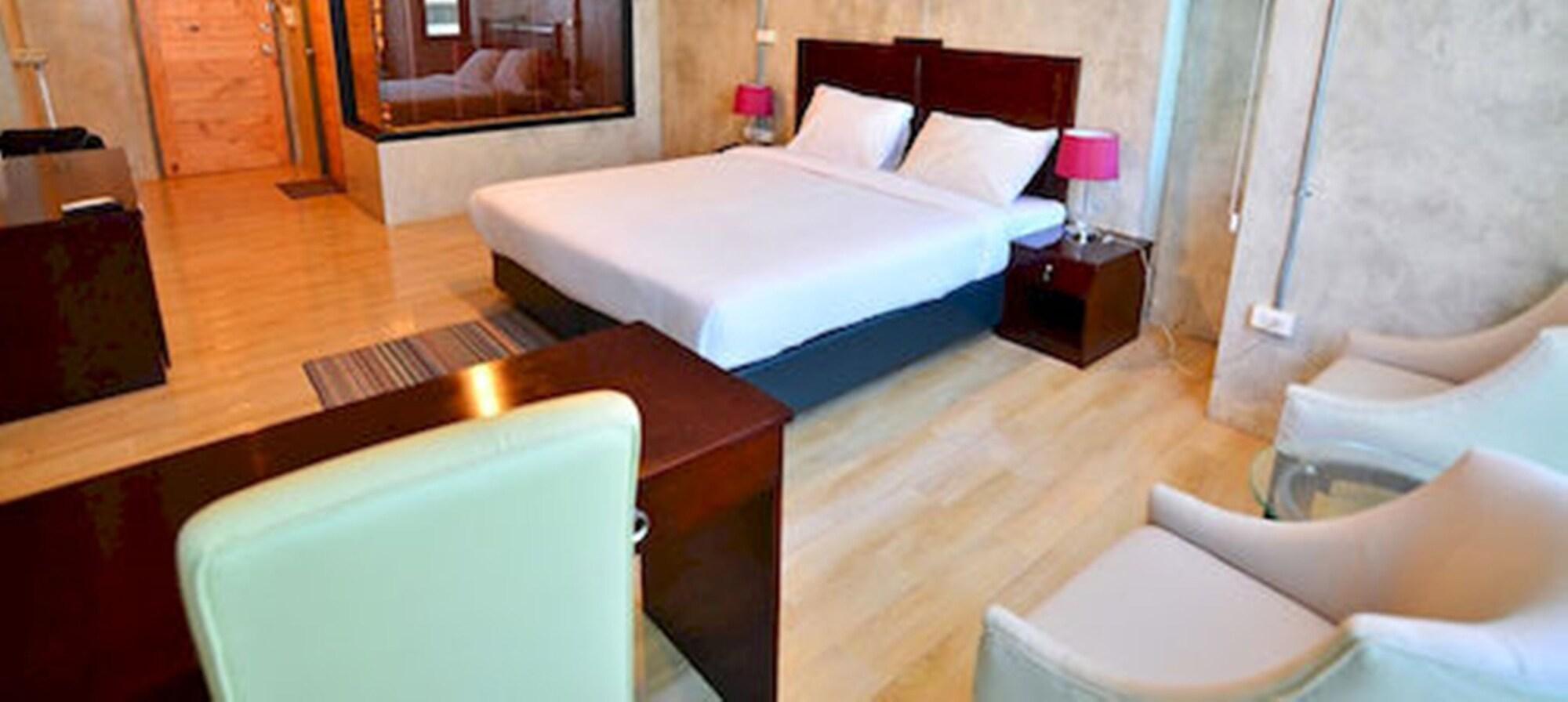Prestige Chiang Mai Hotel Eksteriør billede